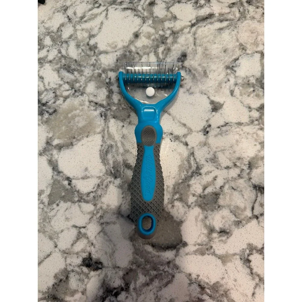 Brand new Well & Good deshedder tool